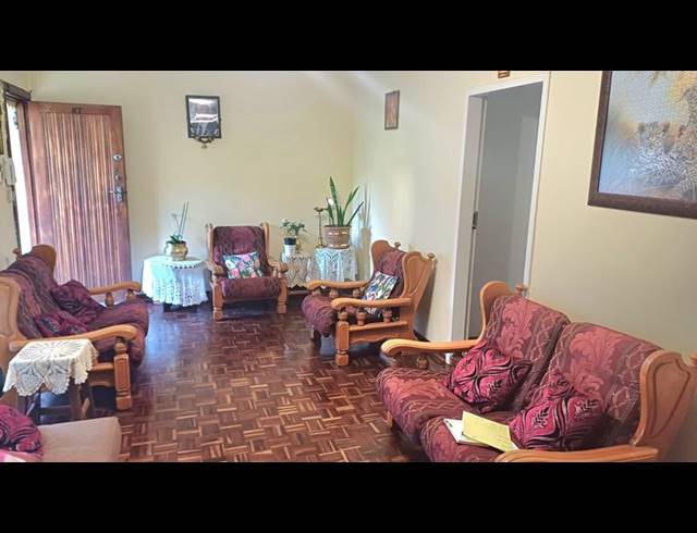 4 BEDROOM HOUSE FOR SALE IN RAISETHORPE